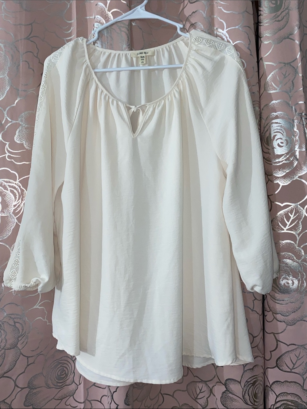 Como Blu Cream Boho Peasant Blouse Keyhole Tie Neck 3/4 Lace Trim Sleeve